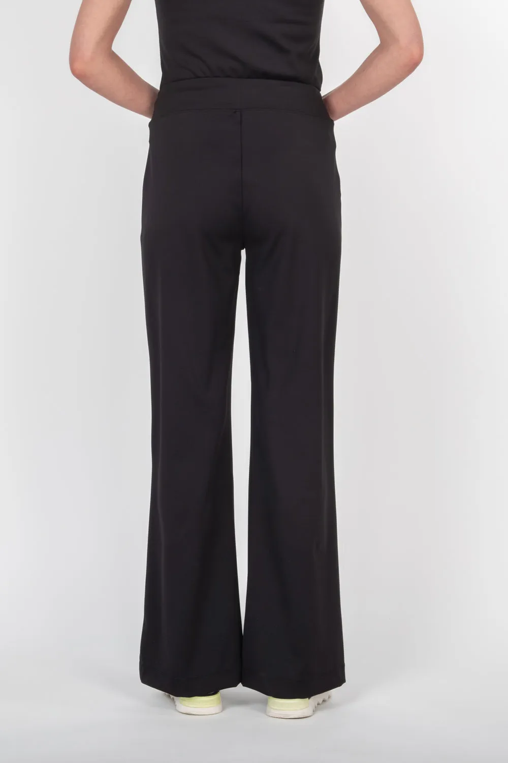 BYLYSE Micro Knit Straight Leg Pant