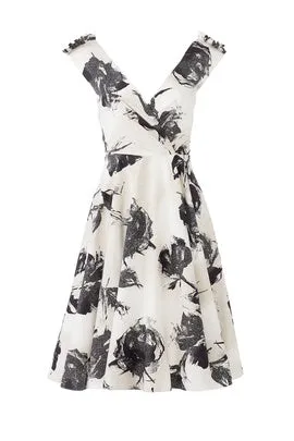 Christian Siriano Large-Scale Floral Stretch Printed Cotton Twill - Black/Beige