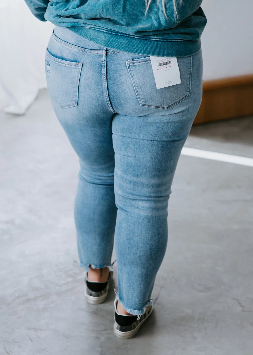 Curvy Reece Straight Jean