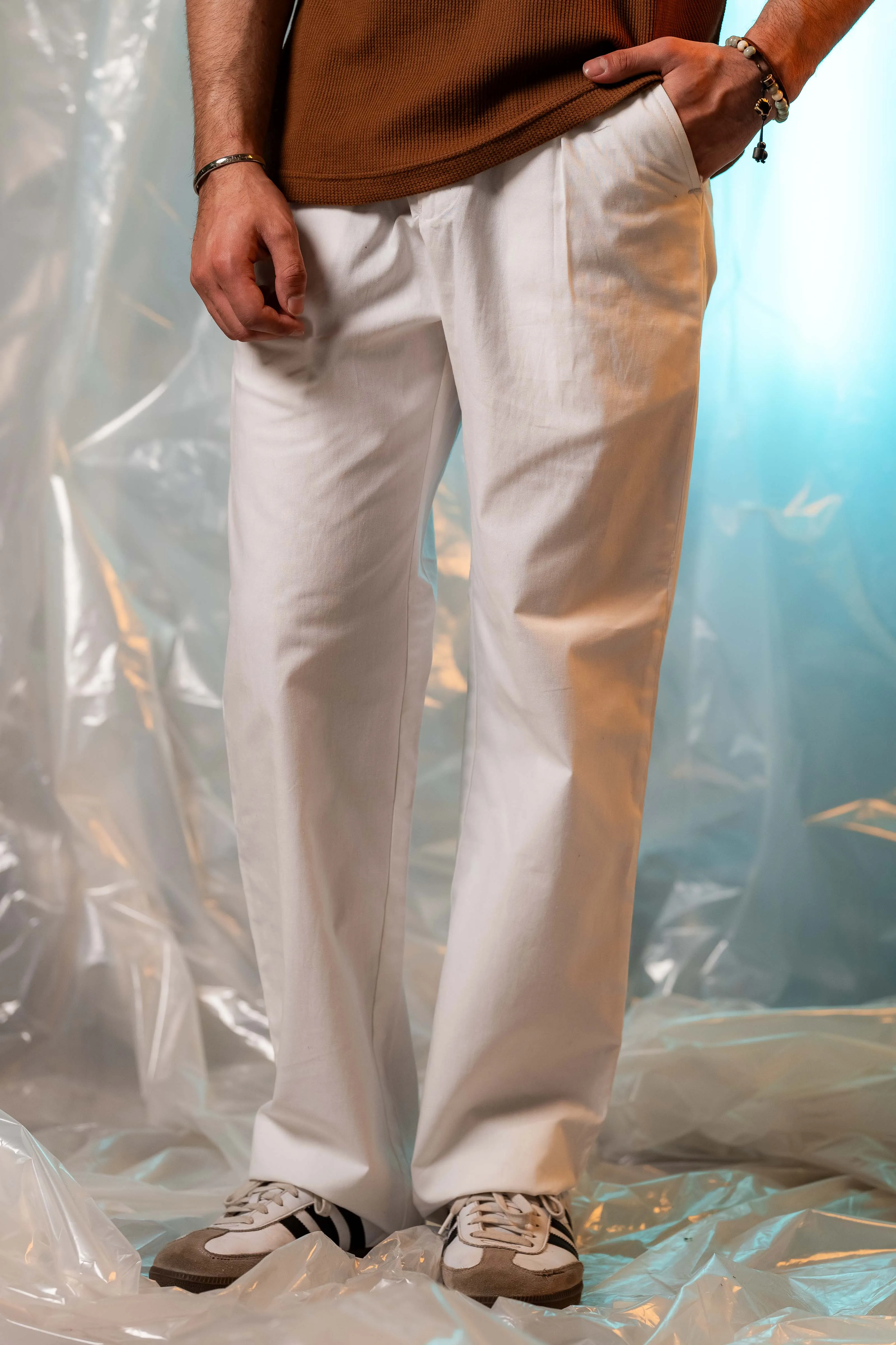 Tailored Pleated Pants in White