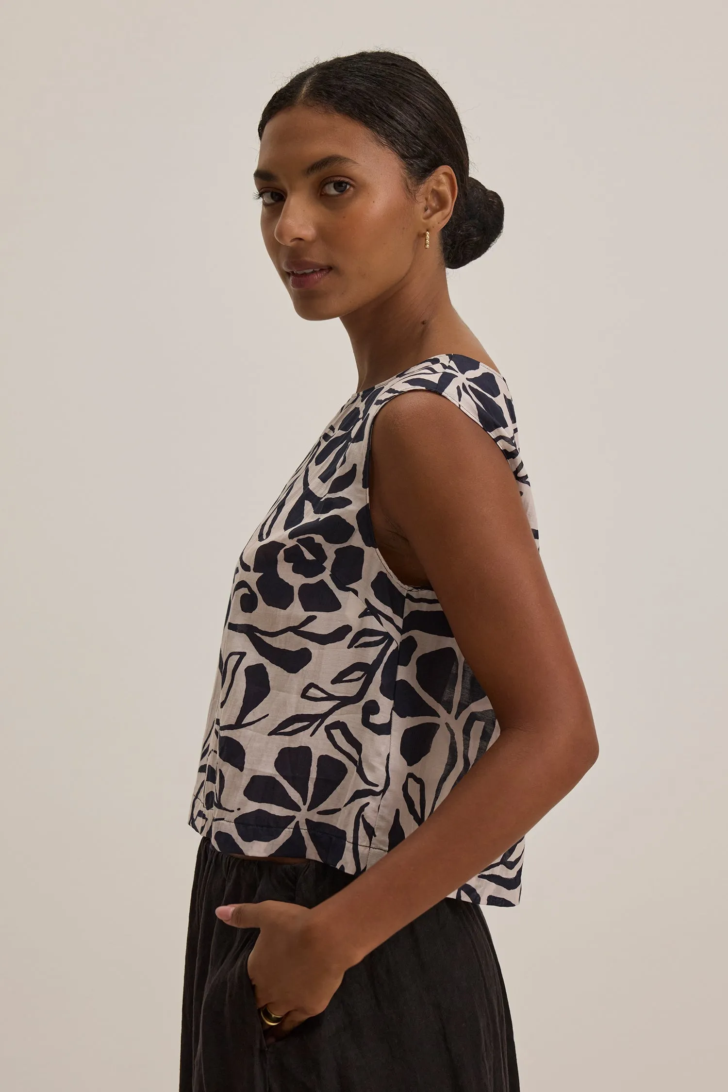 Velvet Naeem Printed Top - Madrid